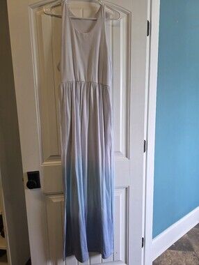 Beautiful Light Blue To Dark Blue Womens Dress *photographs Beautiful At The Be*